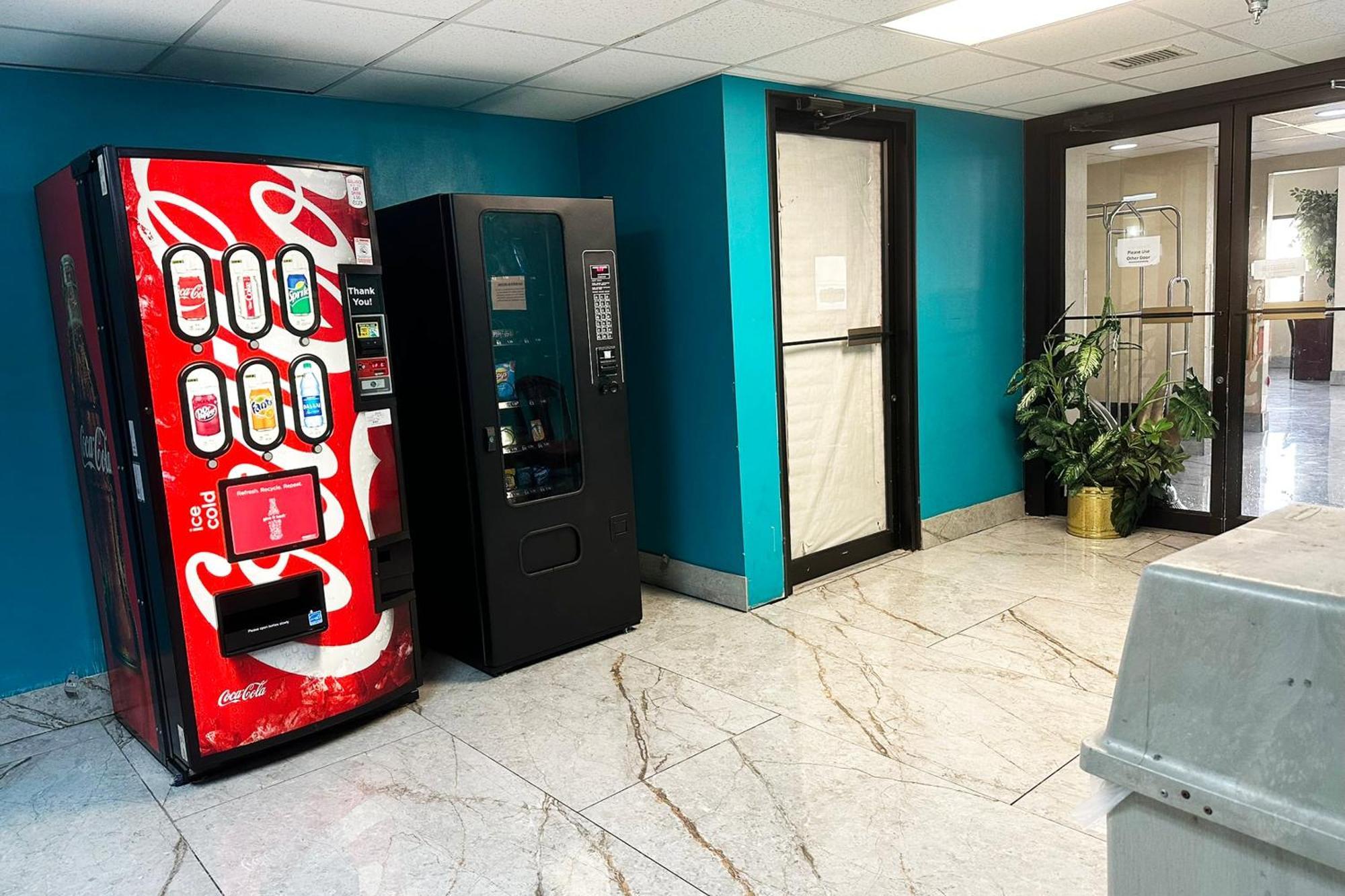 Oyo Hotel Rome West Ga Luaran gambar