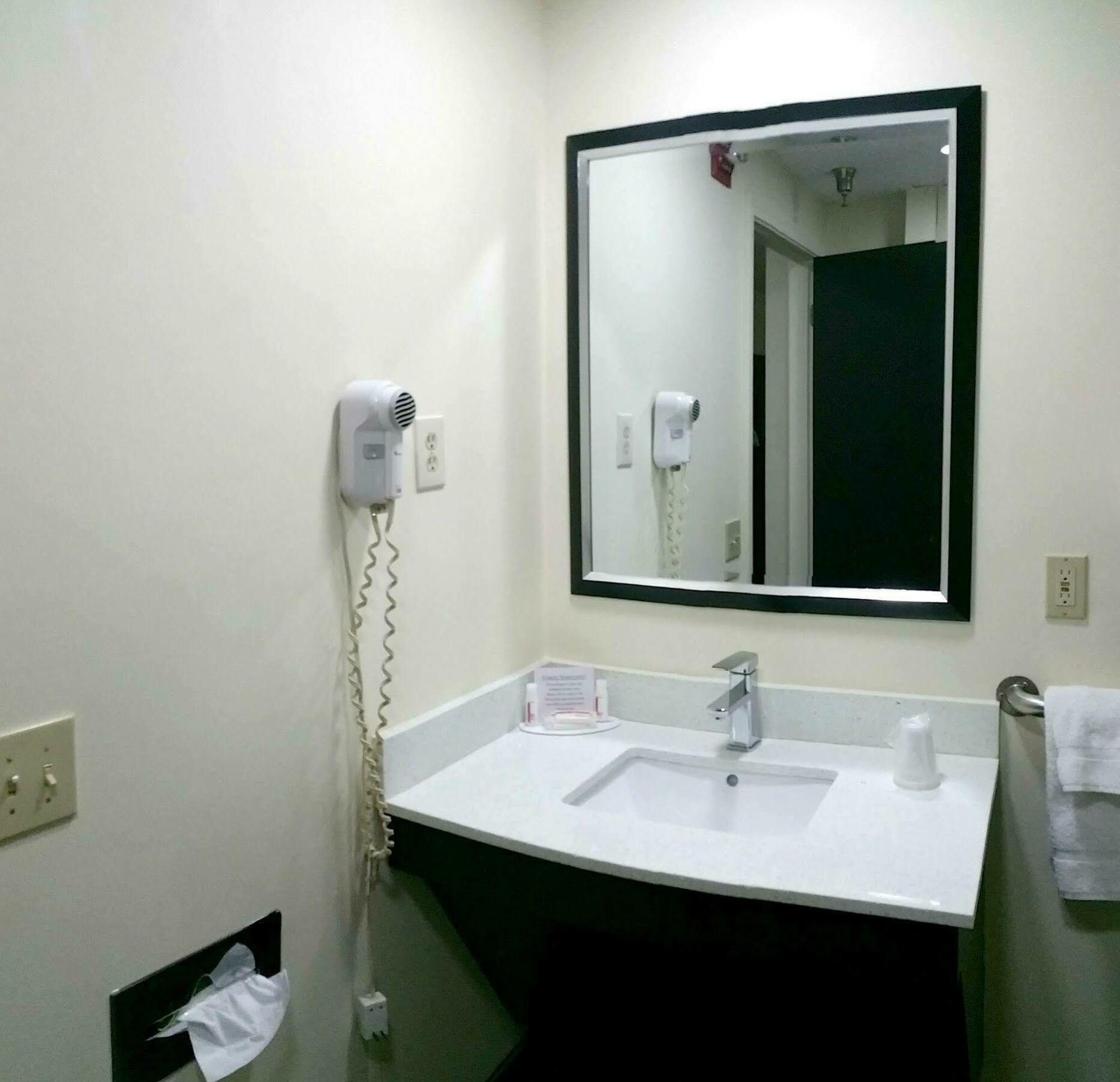 Oyo Hotel Rome West Ga Luaran gambar